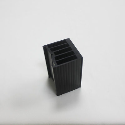 Heat Sink Profil Aluminium Hitam Muda Dengan Perawatan Permukaan Anodizing